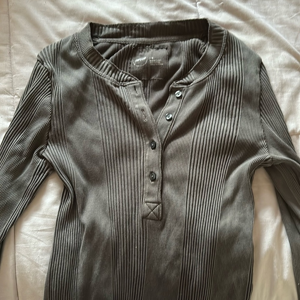 NEW Aerie long sleeve